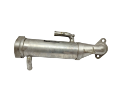 EGR Cooler For EGR Renault Nissan 3.0 D Y318311001 14735MA70A