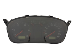 Speedometer/Instrument Cluster VW Transporter T4 7D0920800B 18764