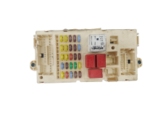 Fuse Box 51758251 51758250 Fiat