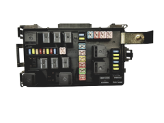 Fuse Box P05087269AH A 16238AC Chrysler 