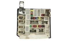 Controller Renault USM-X61 N3 8201044235 24178