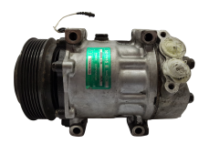 Air Con Compressor/Pump 7700859676D SD7H15 7815 Renault Laguna I Sanden 6957
