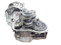 Gearbox Automat DC4001 320105337R 1,5 DCI Megane 3 na Części