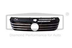 Radiator Grille 561853651C 88531828602 VW Passat DPA