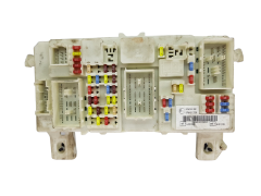 Fuse Box 97RA-000001 97RA-012108 A-002108 7M5T-14A073-JG Ford