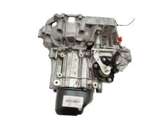 Gearbox New Original JR5551 JR5151 1.6 Dacia Logan MCV Gearbox New Original JR5551 JR5151 1.6 Dacia Logan MCV