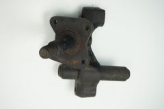 Wheel Steering Knuckle Left Rear Renault 25