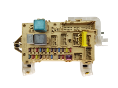 Fuse Box Toyota 89221-0F010 905765