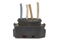 Plug Renault 1355164 8200558438 271206395R 271203982R 2