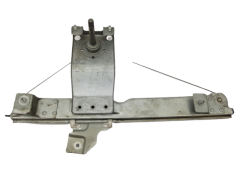 Window Lift Right Rear Duster 8200733830 Dacia