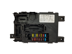 Fuse Box Fiat 00517986150 28094319 97RI-010040 Delphi 19700