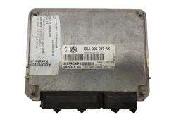 Controller VW 06A906019AK 5WP4371 03 Siemens