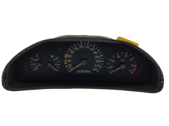 Speedometer/Instrument Cluster Mercedes E W210 2105409547 110008827022 VDO