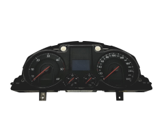 Speedometer/Instrument Cluster VW Passat B6 3C0920860KX VDO