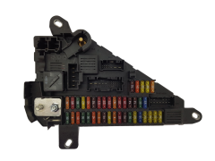 Fuse Box 9138830-01 518956057 BMW 19010