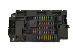 Fuse Box Mini 504912F03 9812535-02 H6 R60