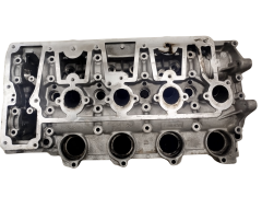 Cylinder Head Citroen Peugeot Volvo 9688418110 C01 0200HL 2.0 HDI TDCI 4