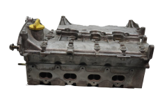 Cylinder Head 7711135172 F4R770 2.0 16V Renault Megane 2 Scenic 2 138000km