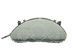 Speedometer/Instrument Cluster Mercedes E W211 A2115408847 110080284035 VDO