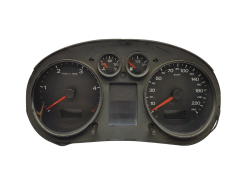 Speedometer/Instrument Cluster Audi A2 8Z0920900 110080020001 1927