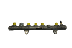 Injection Rail 8200715519 0445214116 1.9 dci Bosch Renault