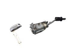 Door Lock Mechansim Left Front Audi A7 4G8837167  Valeo