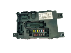 Fuse Box Fiat 00517986150 28122166 Delphi 33687