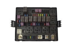 Fuse Box 03MY-100A SsangYong