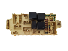Fuse Box Mitsubishi Pajero MR445951 