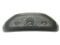 Speedometer/Instrument Cluster Mercedes E W210 2105404947 110008764002 VDO