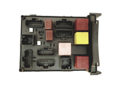 Controller 8200447438 8200004201E 518837109 Renault 19000