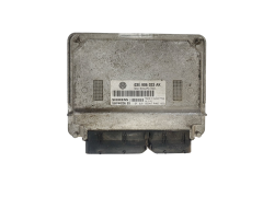 Controller 03E906033AK 5WP44236 03 VW Siemens 43055