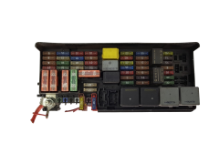 Fuse Box A1645402372 13583853 Mercedes-Benz Delphi