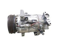 Air Con Compressor/Pump 926009582R Valeo 1.2 Renault Clio 4 73000km