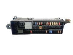 Fuse Box AV6T-14K131-AB 3B0NK0100 Ford FoMoCo