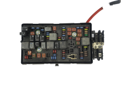 Fuse Box 13255300 529050199 22933570 Opel GM 34761