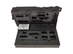 Fuse Box 2115454001 Mercedes Benz Temic
