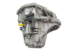 Gearbox TL4B362 TL4362 320108381R 1.5 Blue dCi Renault Clio 5