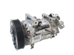 Air Con Compressor/Pump 926002352R VCS14EC Valeo Renault Clio 4 Captur 0km