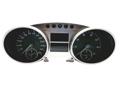Speedometer/Instrument Cluster Mercedes M W164 A2515400448 A2C53118457 VDO