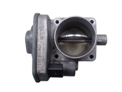 Air Throttle Body 038128063J VW Seat Skoda Jeep 1656