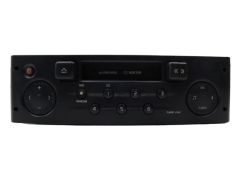Radio Cassette Player Renault 8200057673 --A 22DC258/62B