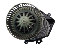 Heater Fan Blower Motor VW Passat Audi A4 8D1820021 740221233F 1086