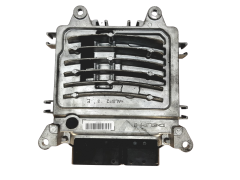 Engine Controller A6519006900 A6519016400 Mercedes Delphi 30300