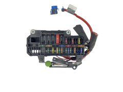 Fuse Box BMW 61136900583-03 10688710