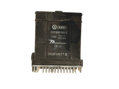Engine Controller Audi 037906022E  Siemens 24750