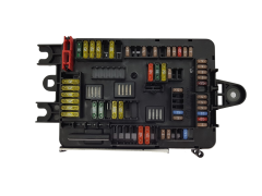 Fuse Box 926111003 19110.000.001 19112.000.001 BMW 19055