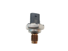 Fuel Pressure Sensor 175212943R 810PP13-01 1.5 DCI Renault Dacia 0km