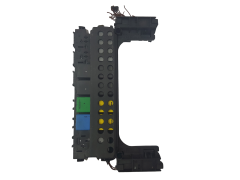 Fuse Box Mercedes A1695450001 550000570 Leoni 24729