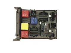 Controller 8200148809 8200004201 518095419 Renault 22703